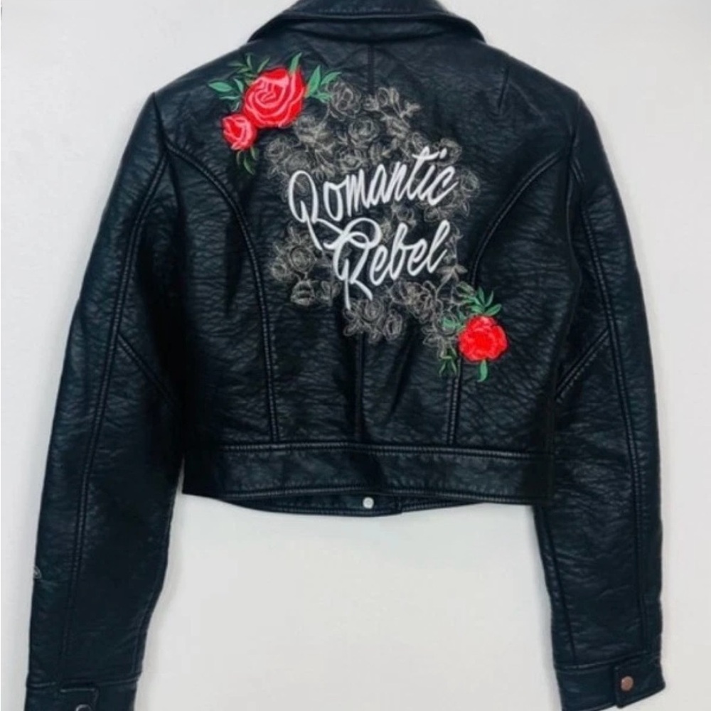 🌹 RARE Guess "Romantic Rebel" Embroidered Moto Jacket - Excellent Condition 😎👑🐝